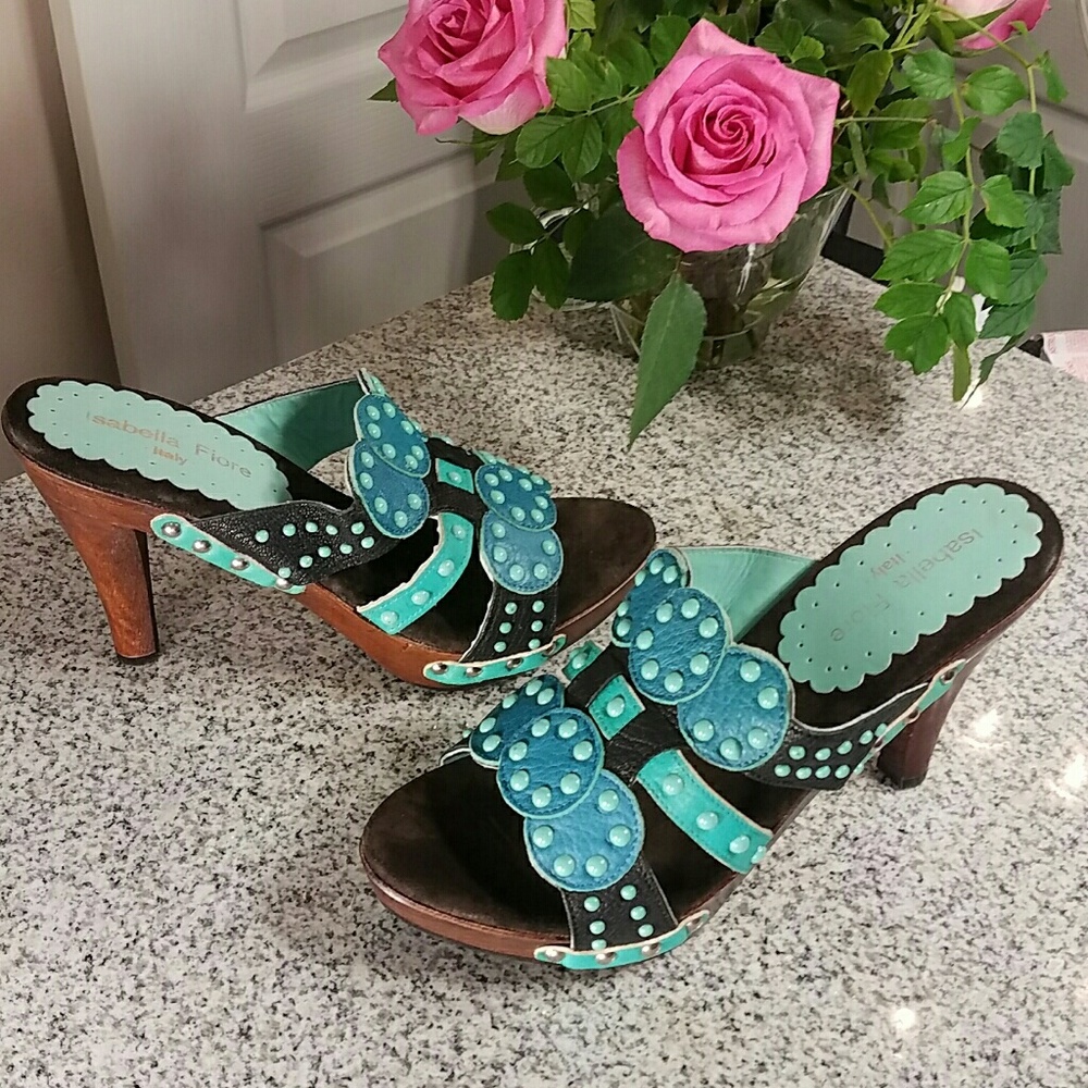 Isabella Fiore Turquoise Leather Wooden Heels